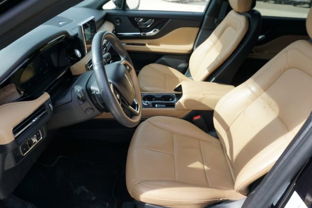 Used 2020 Lincoln Corsair Reserve w/ Equipment Group 201A image 13