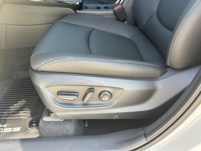 Certified 2026 Toyota Corolla Cross XLE w/ Convenience Package FWD image 29