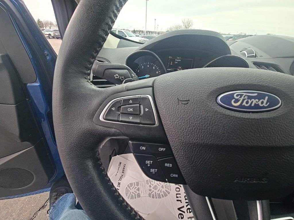 Used 2017 Ford Escape SE w/ Equipment Group 201A image 17