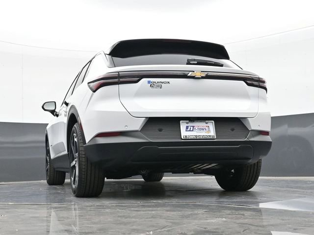 New 2026 Chevrolet Equinox EV LT image 42