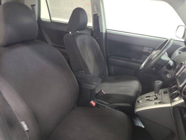 Used 2008 Scion xB FWD image 9