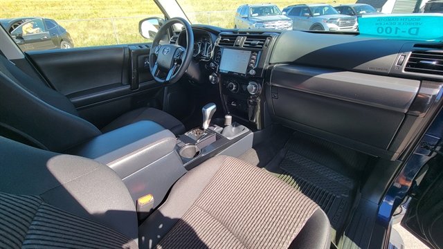 Used 2024 Toyota 4Runner TRD Off-Road image 30