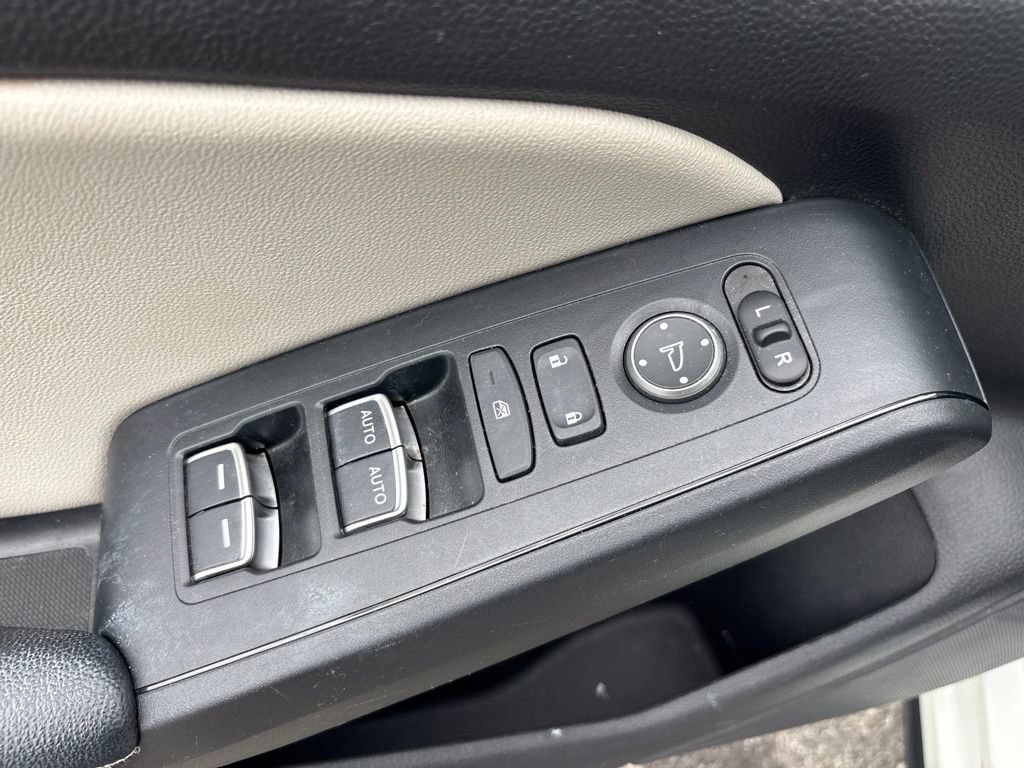 Used 2023 Honda Civic EX-L image 16