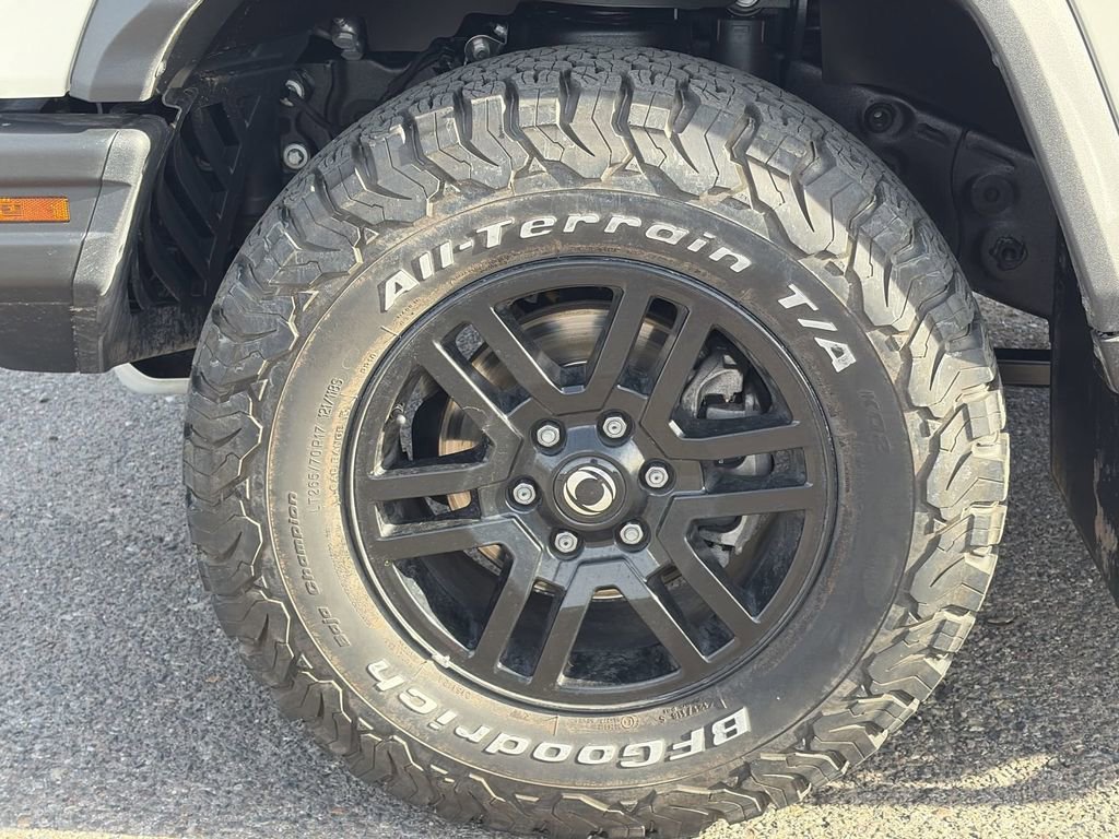 Used 2024 INEOS Grenadier image 32