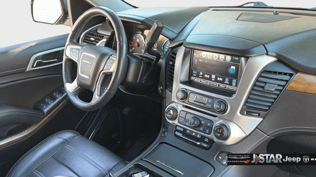Used 2020 GMC Yukon Denali w/ Denali Ultimate Package AWD/4WD image 19