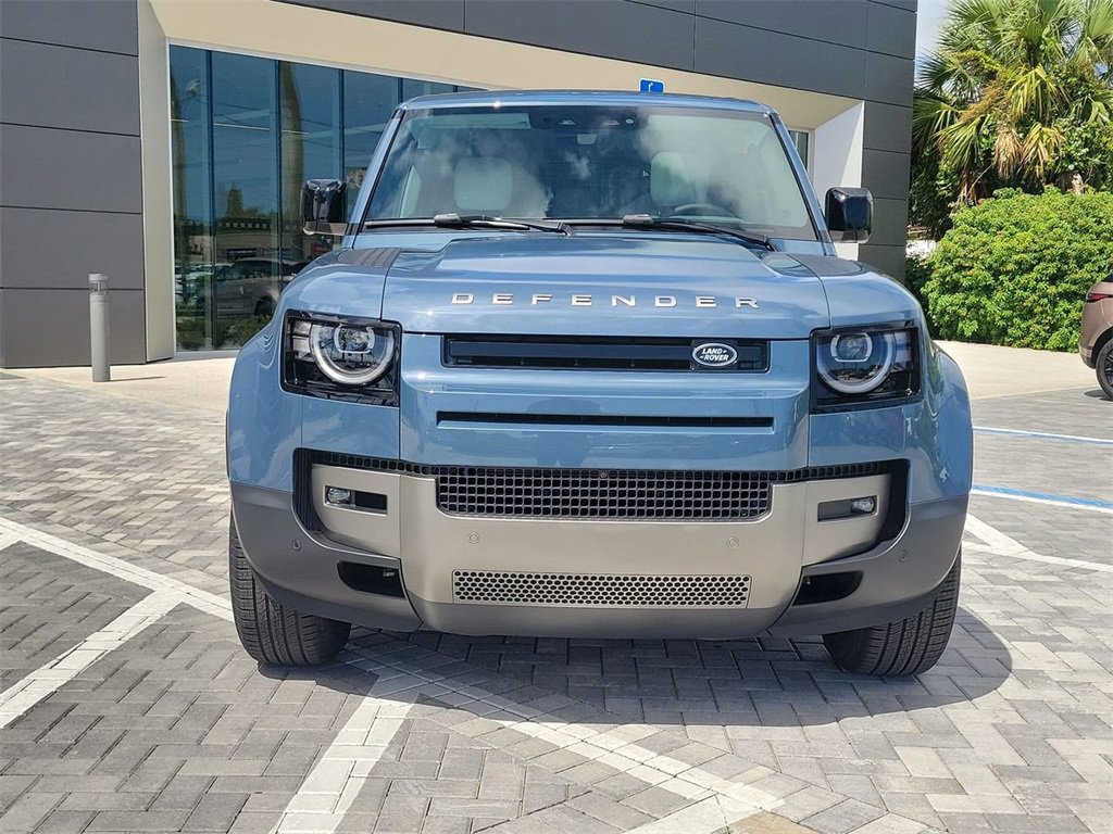 New 2026 Land Rover Defender 110 S image 8