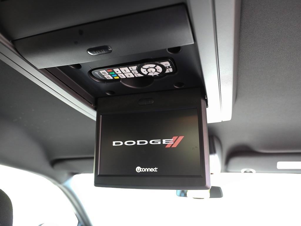 Used 2014 Dodge Grand Caravan SE FWD image 25