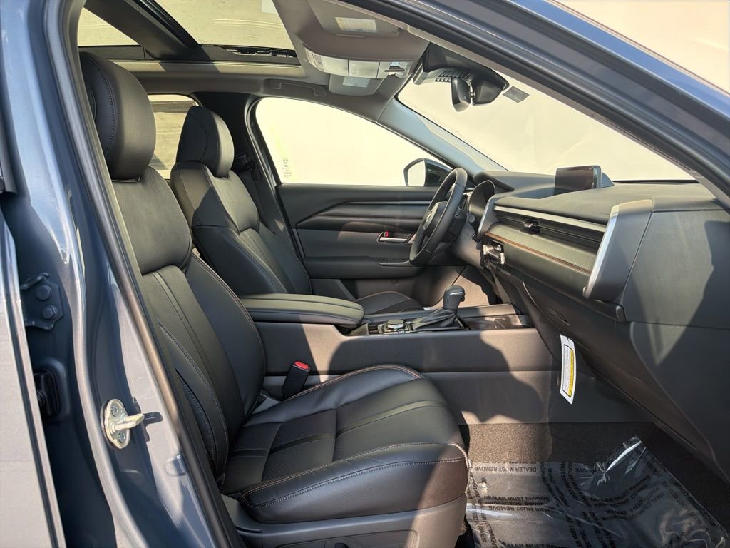 New 2026 MAZDA CX-50 AWD 2.5 Hybrid w/ Cargo Package image 17