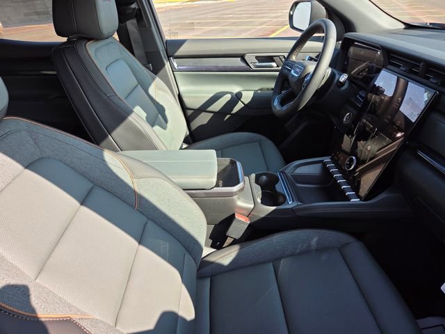 New 2026 GMC Terrain AT4 AWD/4WD image 35