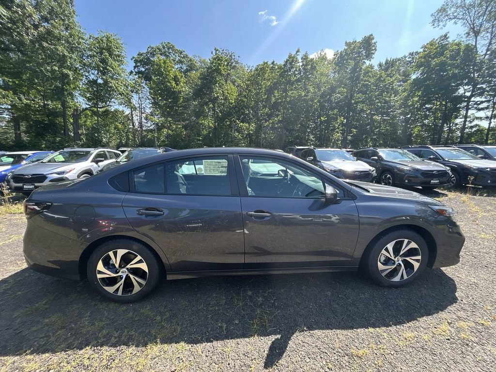 Used 2025 Subaru Legacy Premium AWD/4WD image 9