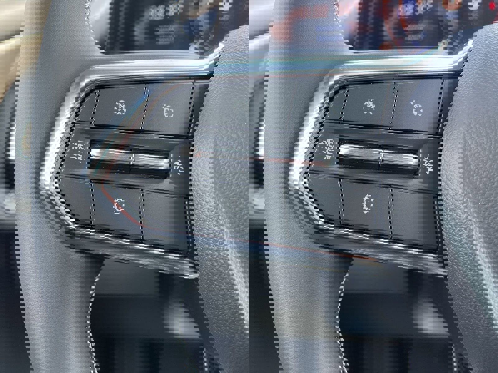 New 2026 Chevrolet Traverse LT w/ Sun and Wheel Package image 30