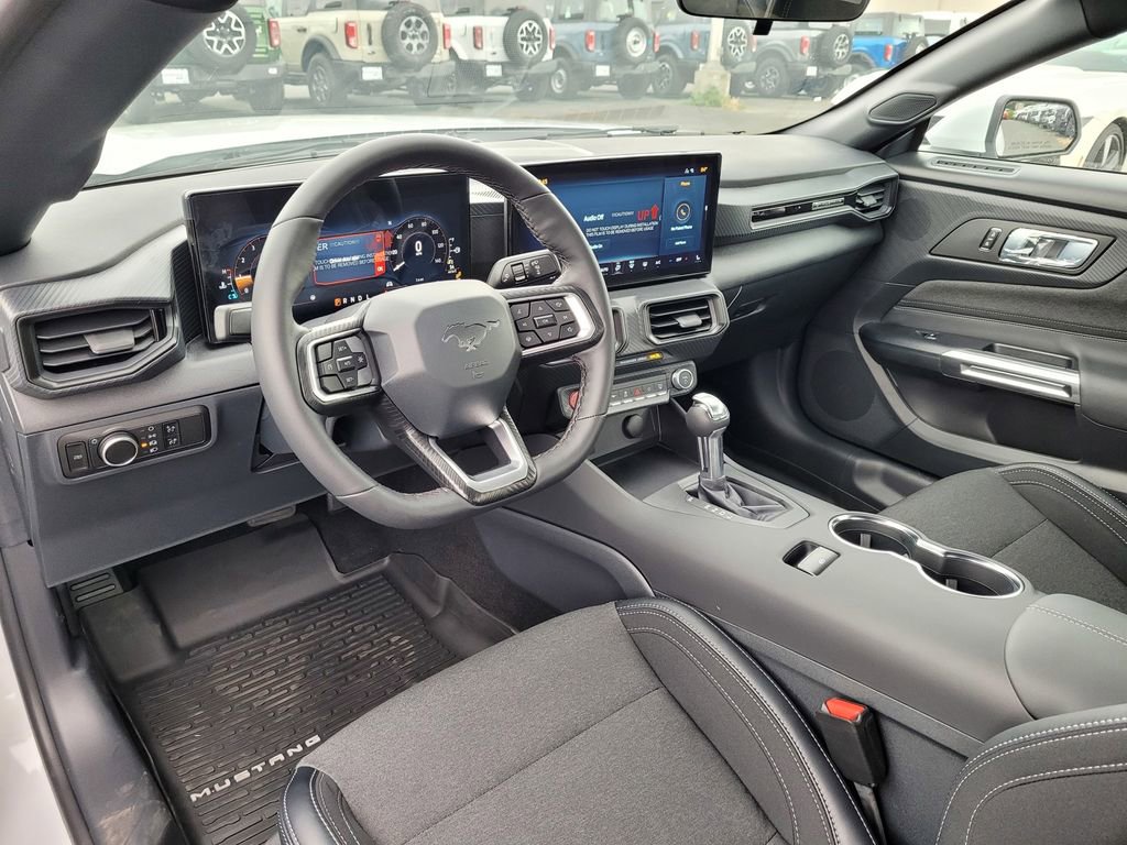 New 2025 Ford Mustang Coupe image 38