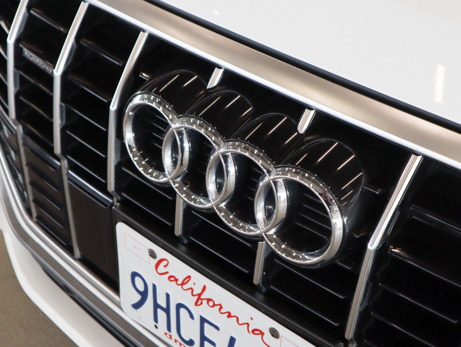 Used 2023 Audi Q3 2.0T Premium w/ Convenience Package AWD/4WD image 28