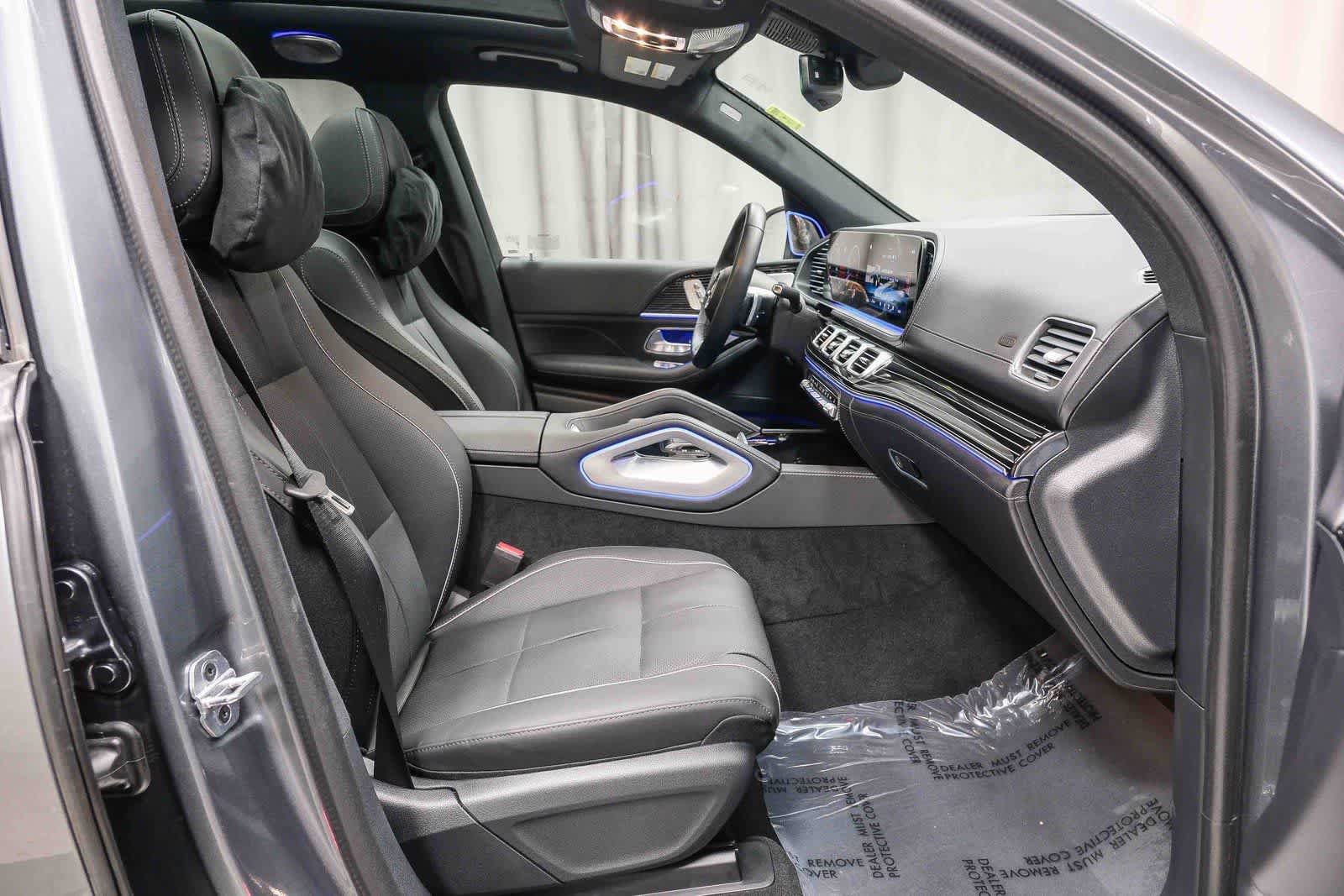 Used 2025 Mercedes-Benz GLS 450 4MATIC image 15