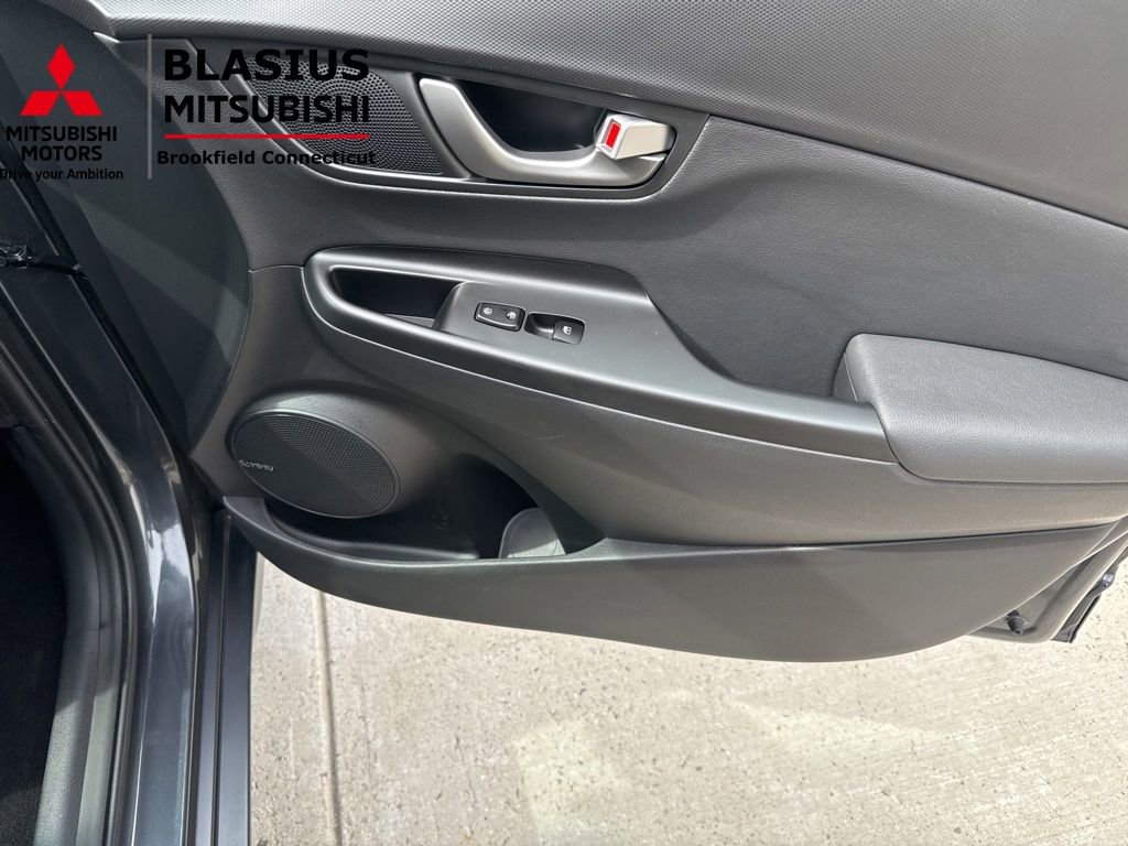 Used 2019 Hyundai Kona Limited image 45