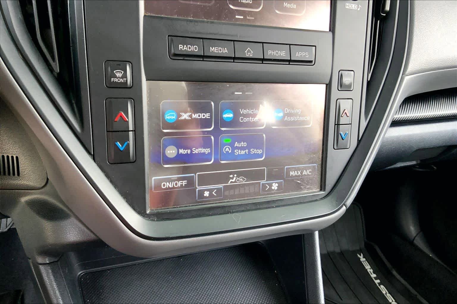 Used 2024 Subaru Crosstrek 2.0i AWD/4WD image 32