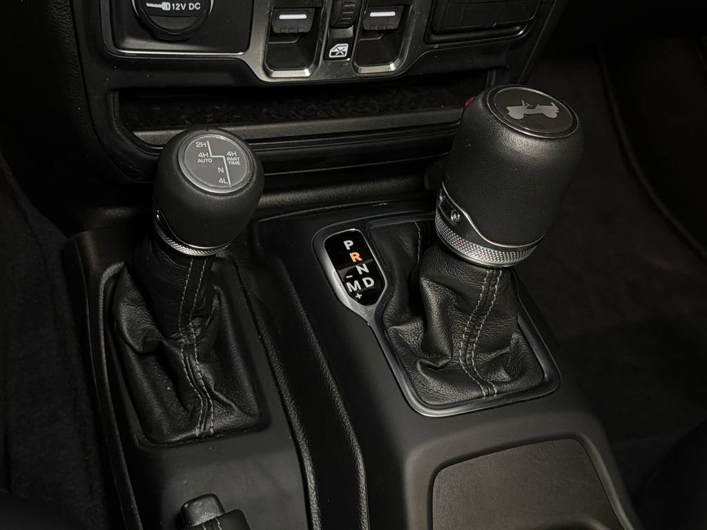 Used 2024 Jeep Wrangler High Altitude AWD/4WD image 27