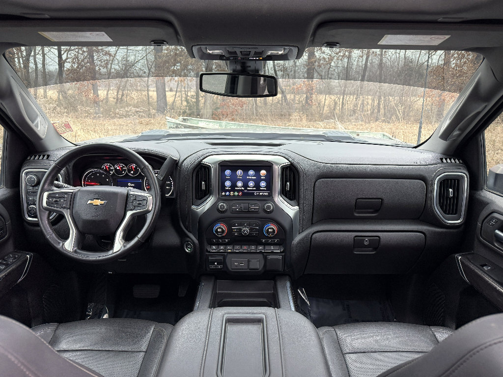 Used 2022 Chevrolet Silverado 2500 LTZ w/ LTZ Convenience Package image 34