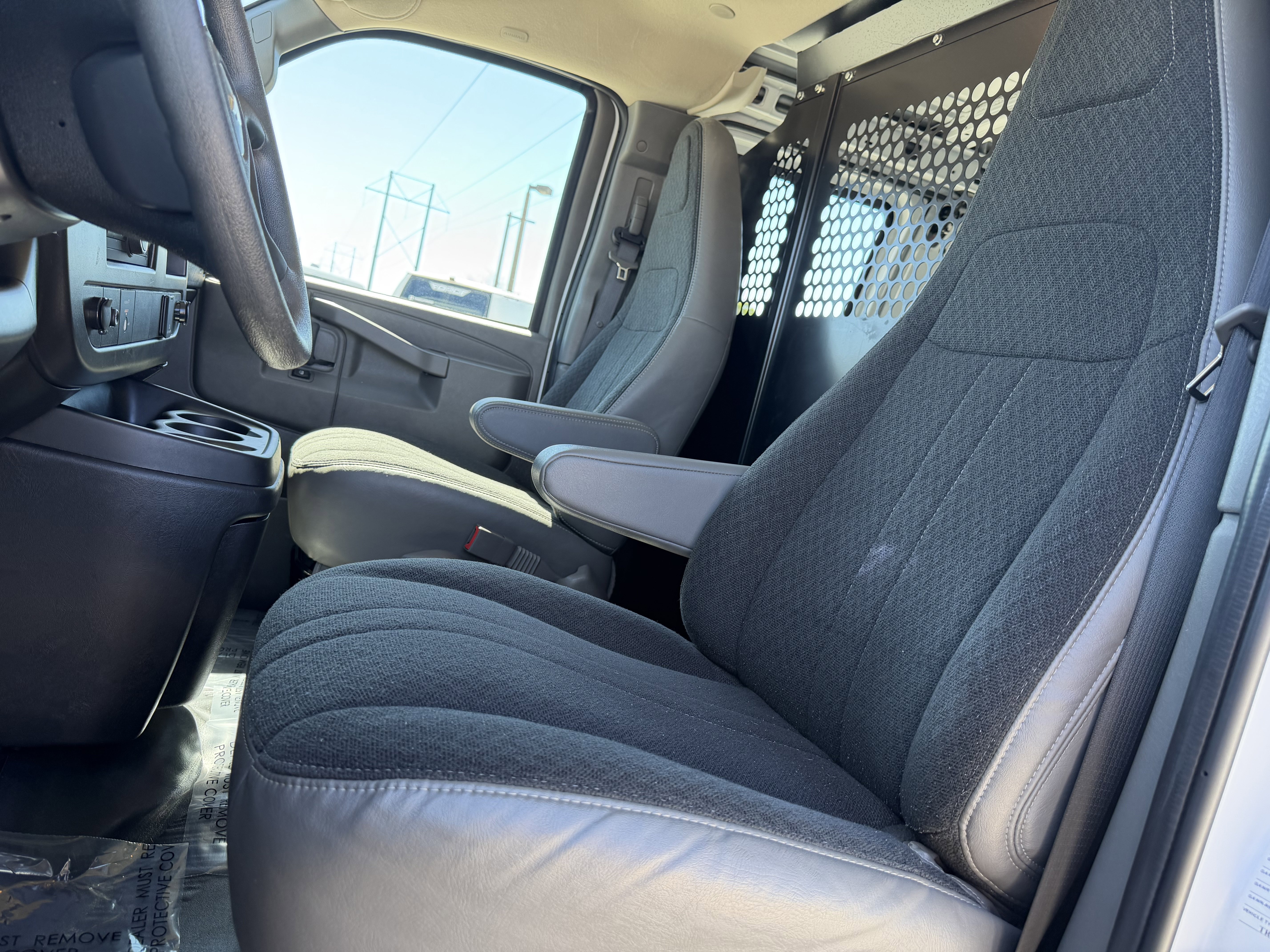 Used 2024 Chevrolet Express 2500 w/ Driver Convenience Package image 20