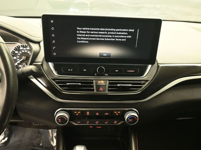 Used 2024 Nissan Altima 2.5 SR w/ SR Premium Package image 13