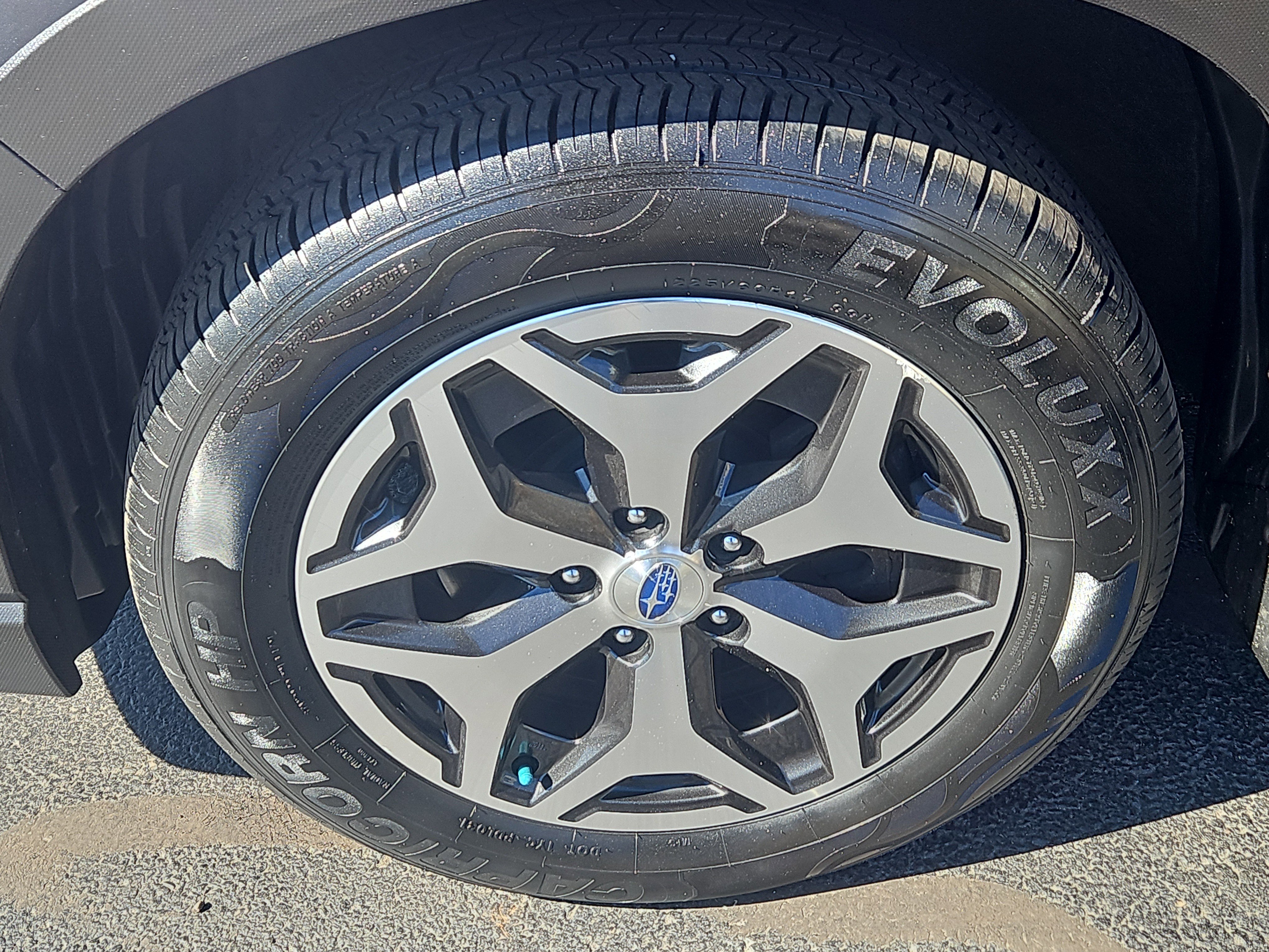 Used 2020 Subaru Forester Premium image 4