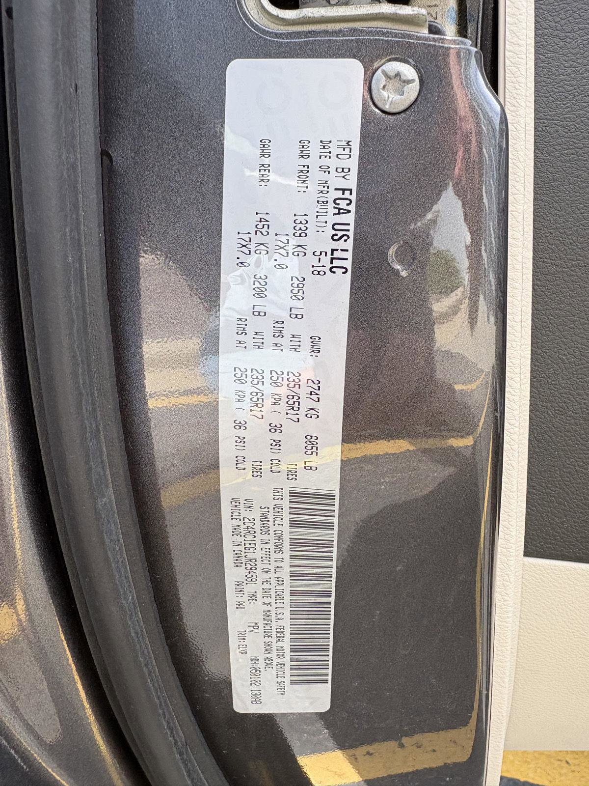 Used 2018 Chrysler Pacifica Touring-L Plus image 17