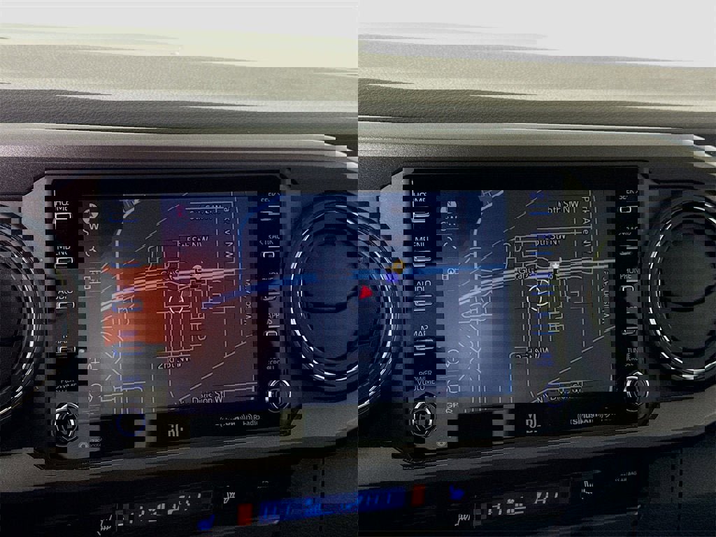 Used 2023 Toyota Tacoma TRD Off-Road image 7