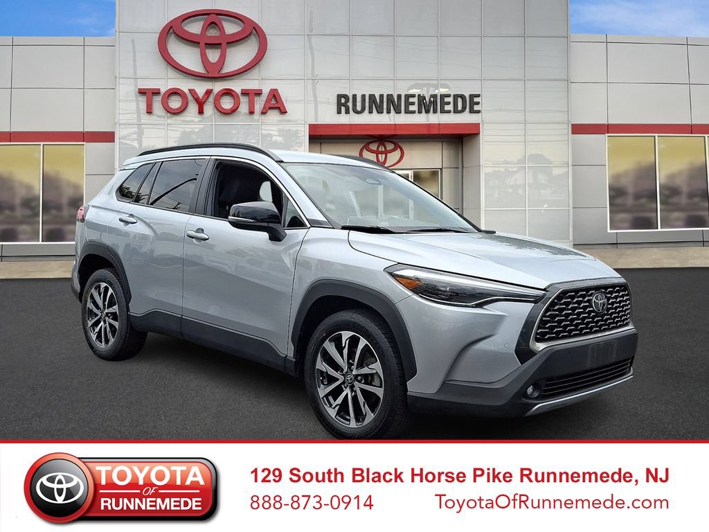 Certified 2025 Toyota Corolla Cross XLE