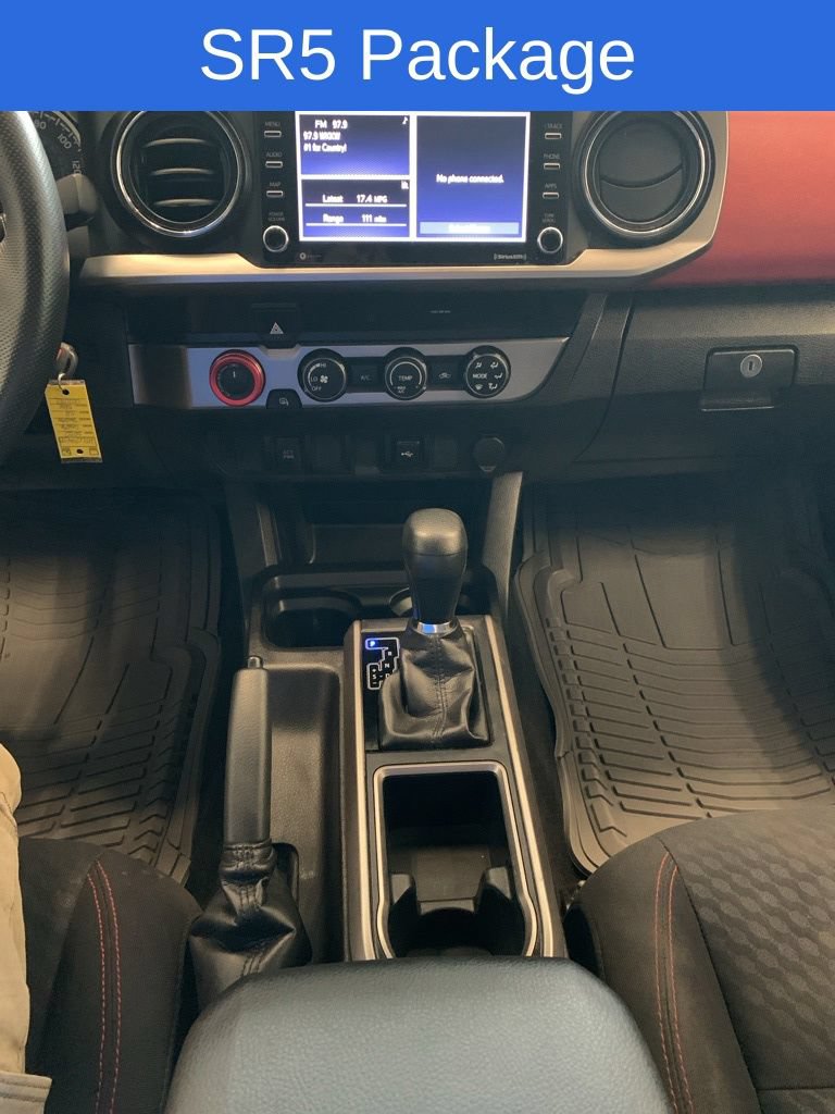 Used 2020 Toyota Tacoma SR5 w/ SR5 Appearance Package (SM) AWD/4WD image 6