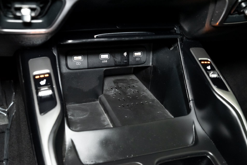 Used 2023 Kia Sorento S AWD/4WD image 21