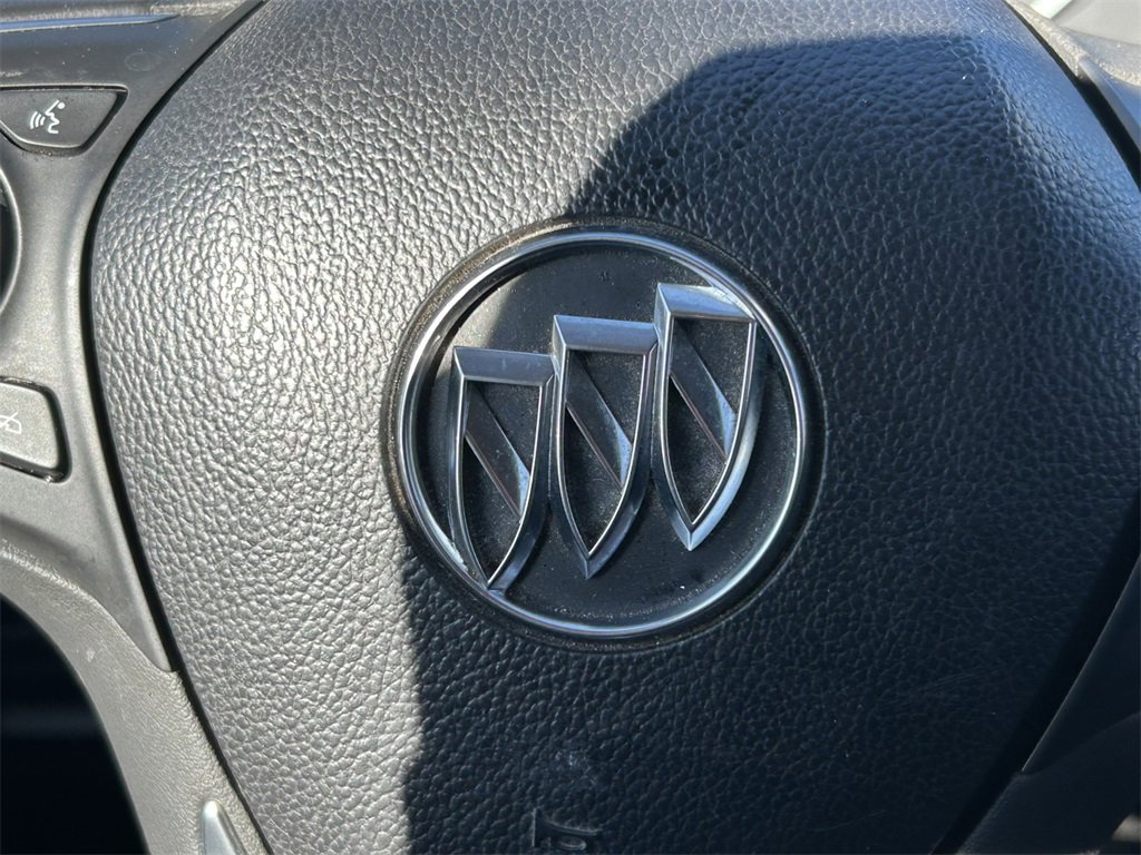 Used 2019 Buick Envision Essence image 39