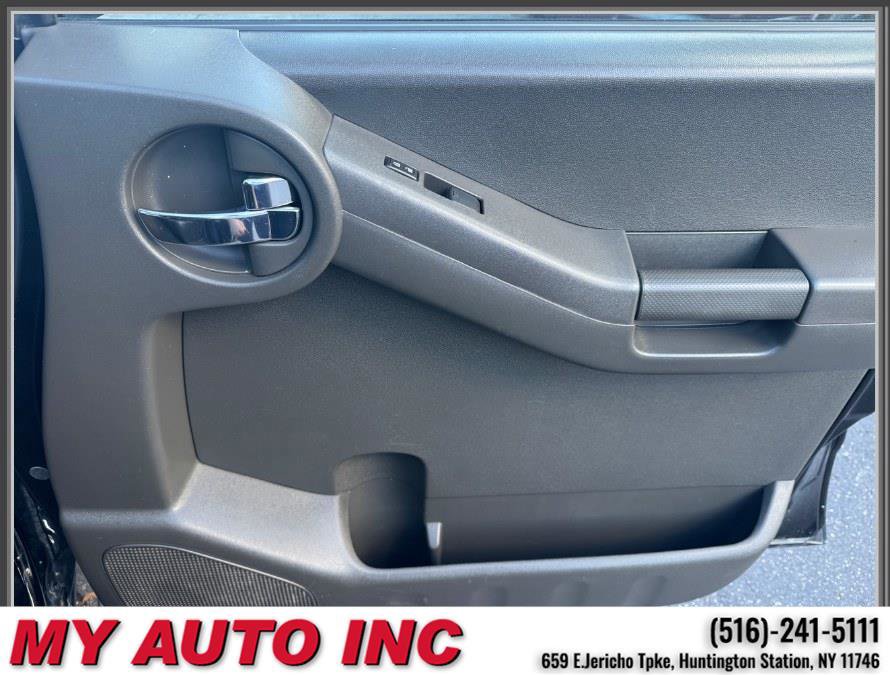 Used 2012 Nissan Xterra PRO-4X w/ Pro-4x Leather Pkg image 27