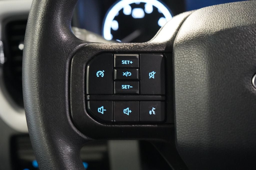 Used 2025 Ford F250 XL AWD/4WD image 10