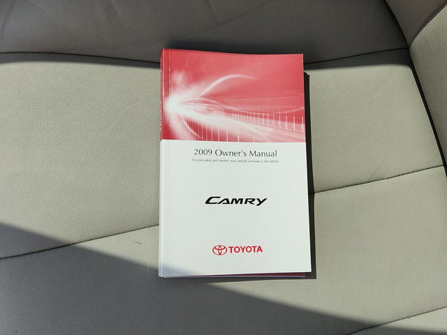 Used 2009 Toyota Camry LE image 27