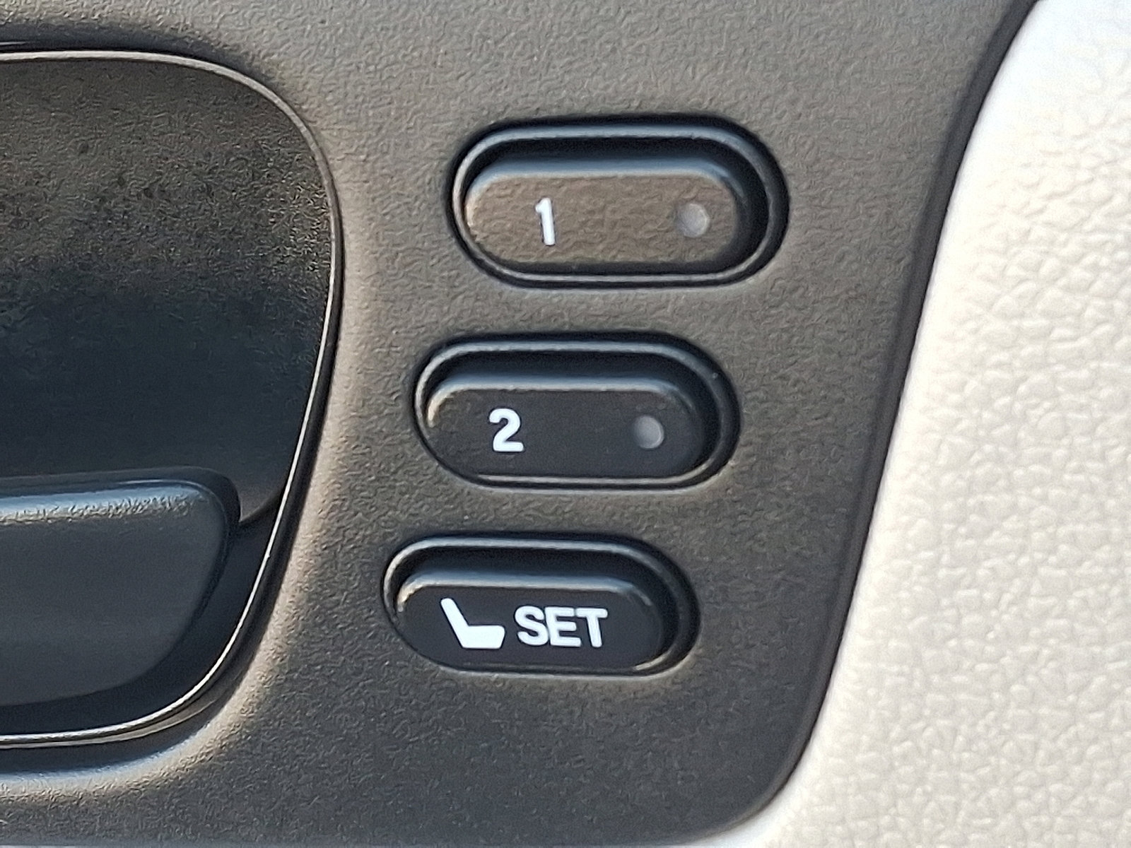 Used 2025 Honda Odyssey EX-L image 28