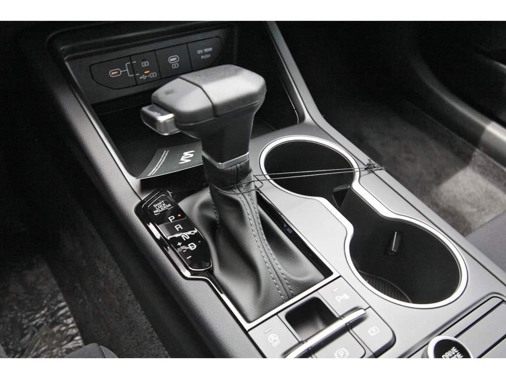 New 2026 Kia K5 LXS FWD image 19