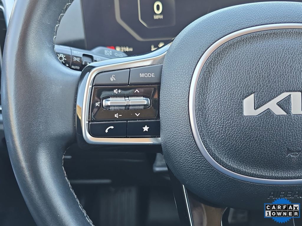 Used 2024 Kia Sorento SX image 18