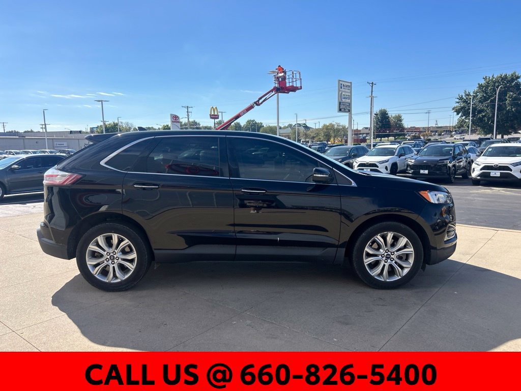 Used 2022 Ford Edge Titanium AWD/4WD image 4