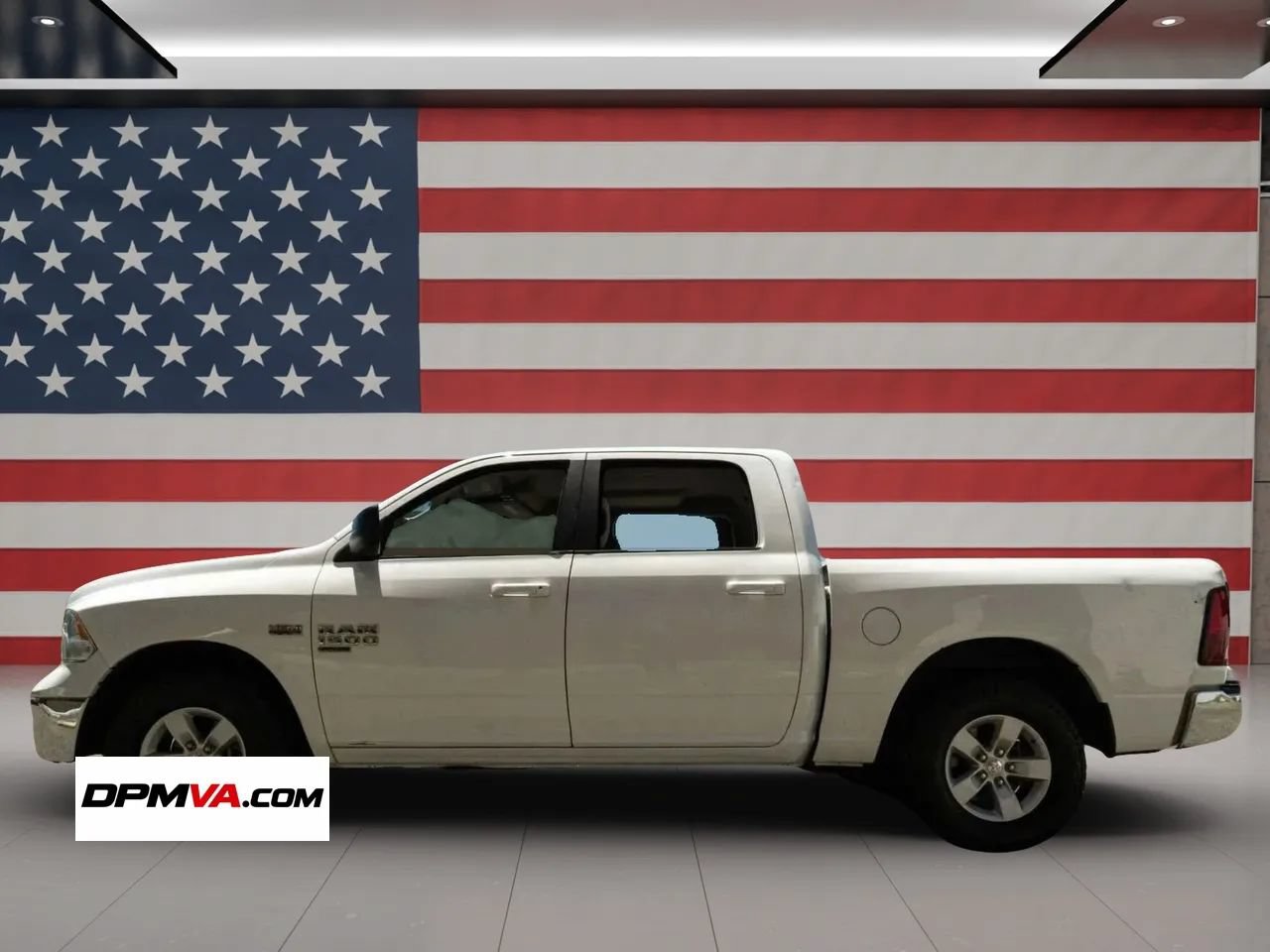Used 2019 RAM 1500 Classic SLT w/ Protection Group AWD/4WD image 6