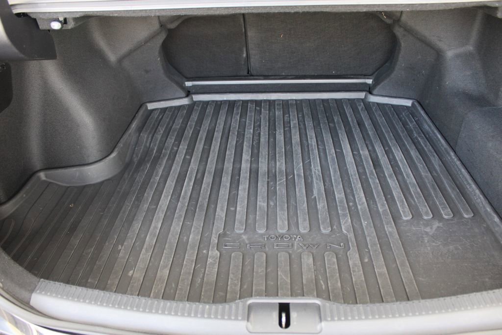 Certified 2023 Toyota Crown XLE image 57