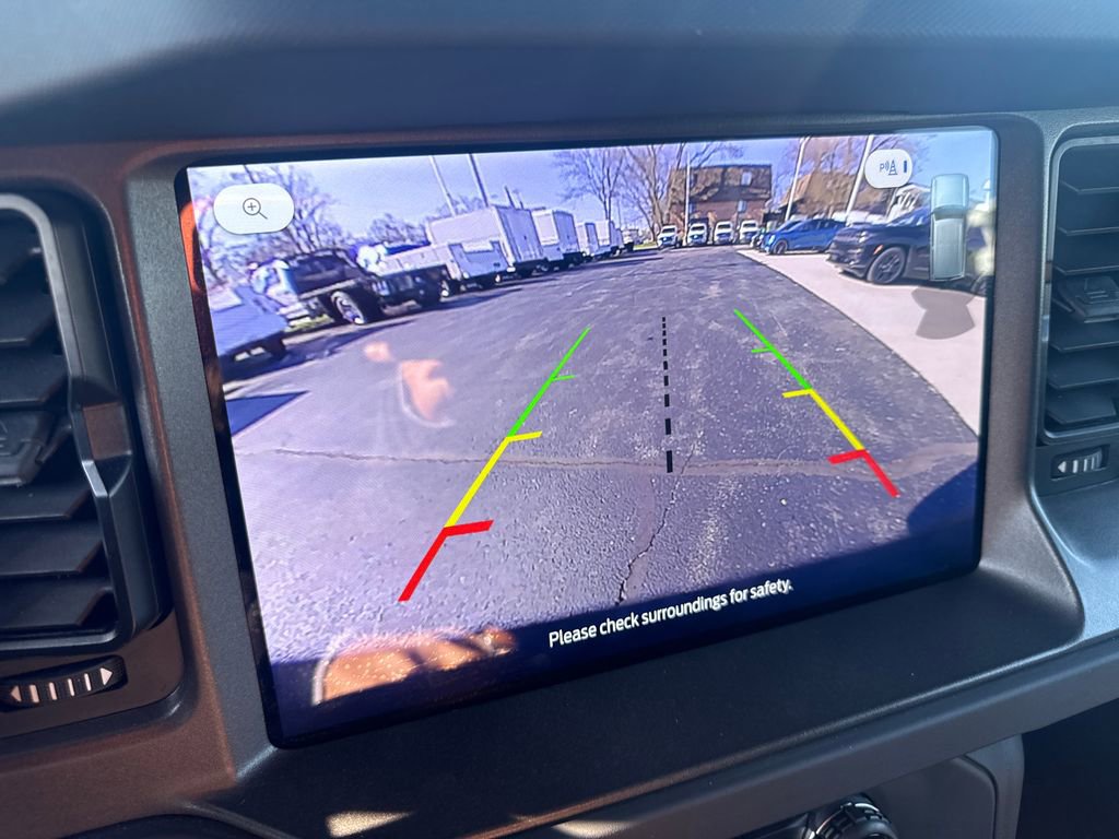 Used 2025 Ford Bronco Big Bend image 38