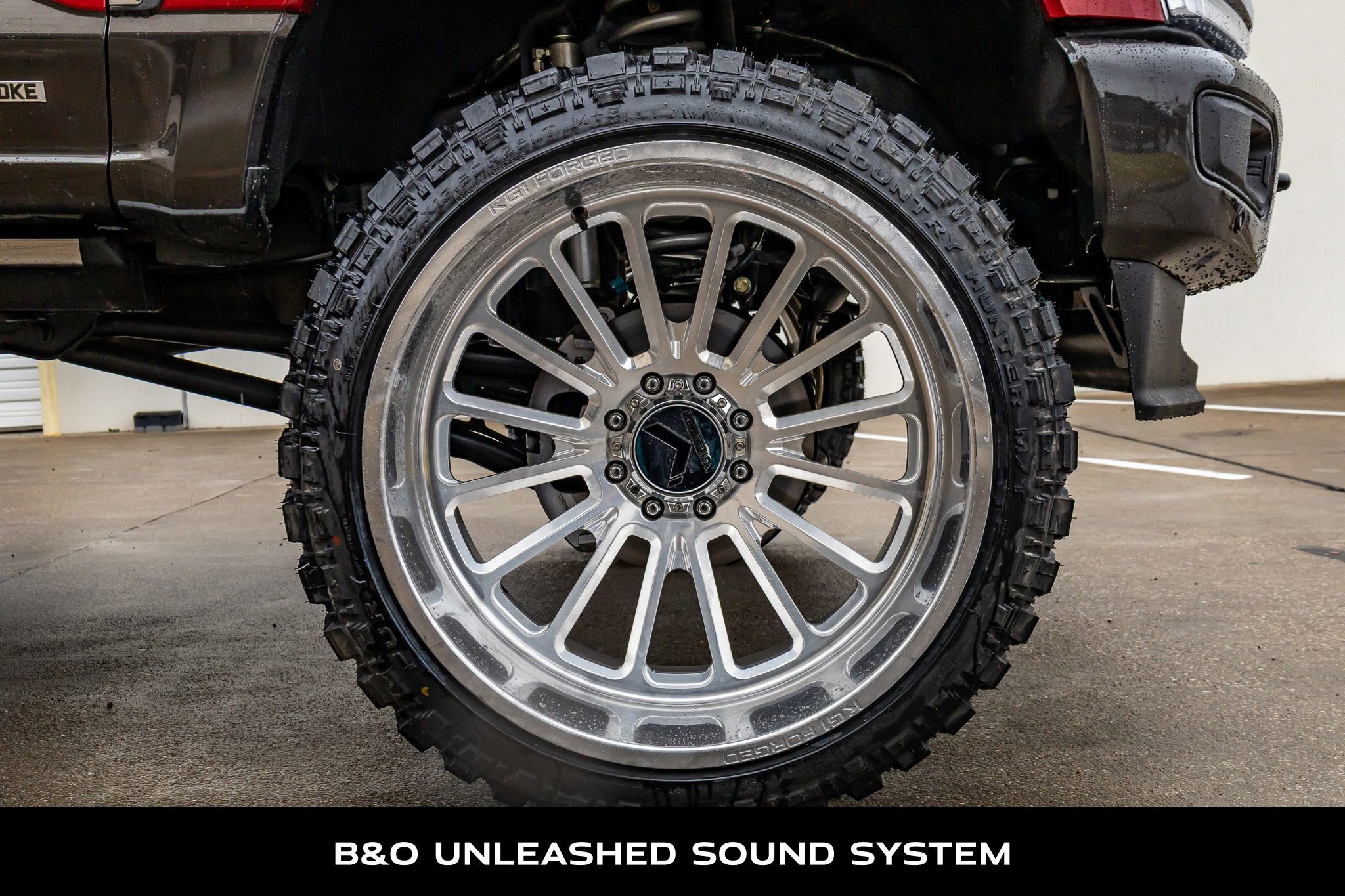 Used 2024 Ford F250 King Ranch w/ FX4 Off-Road Package image 10