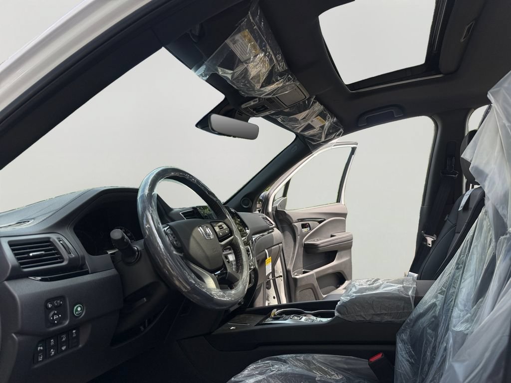 New 2026 Honda Ridgeline Black Edition image 4