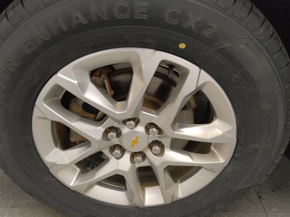 Used 2023 Chevrolet Traverse LS FWD image 31