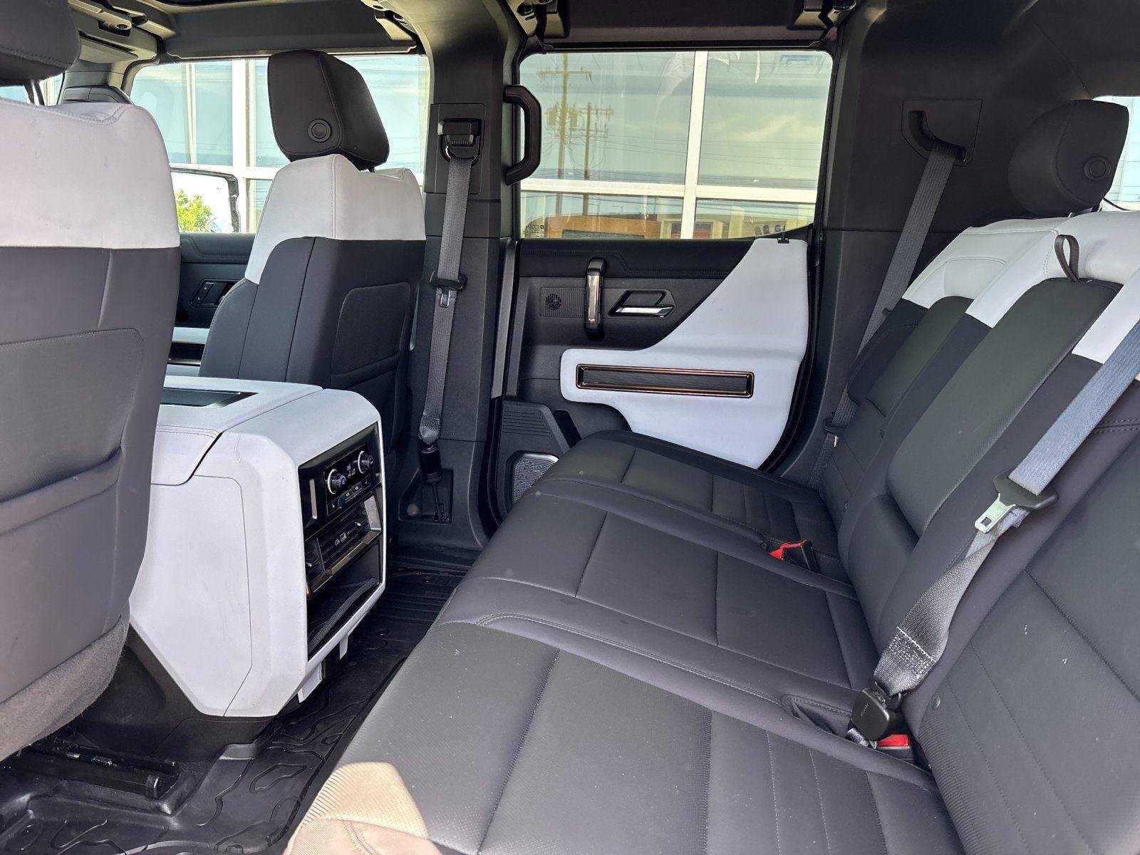 Used 2025 GMC Hummer EV 2X AWD/4WD image 33