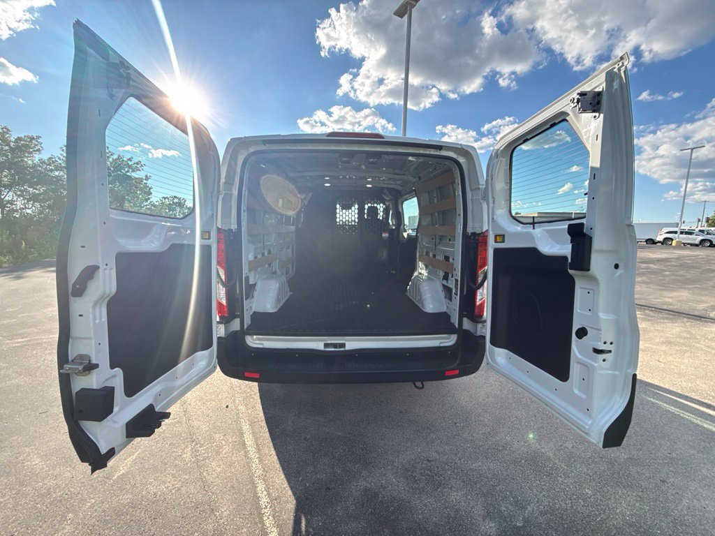 Used 2025 Ford Transit 250 Low Roof w/ Exterior Upgrade Package RWD image 8