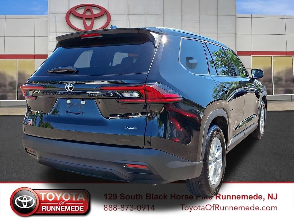 Certified 2025 Toyota Grand Highlander AWD image 6