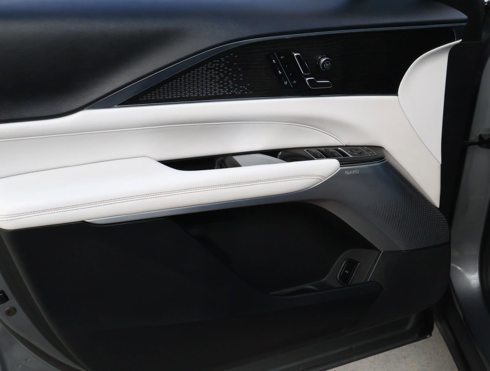 Certified 2023 Cadillac Lyriq 2WD image 21