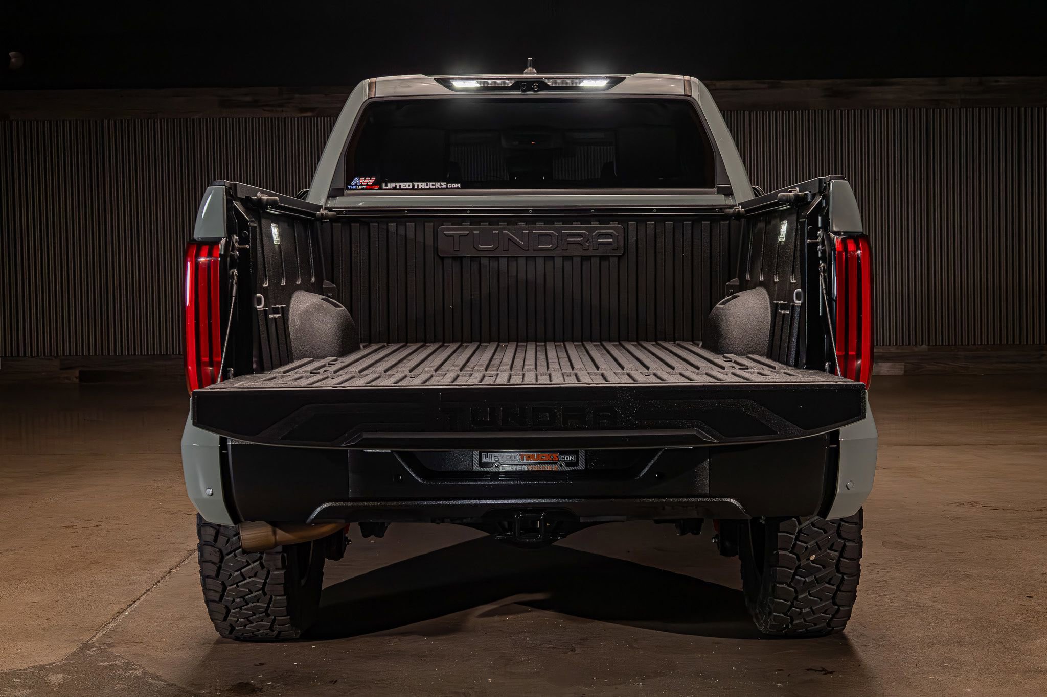 Used 2024 Toyota Tundra Limited w/ TRD Off-Road Package AWD/4WD image 9