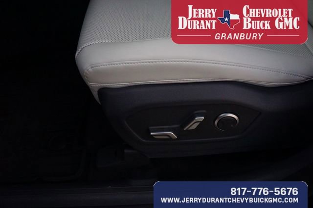 Used 2025 Hyundai Santa Fe SEL image 18